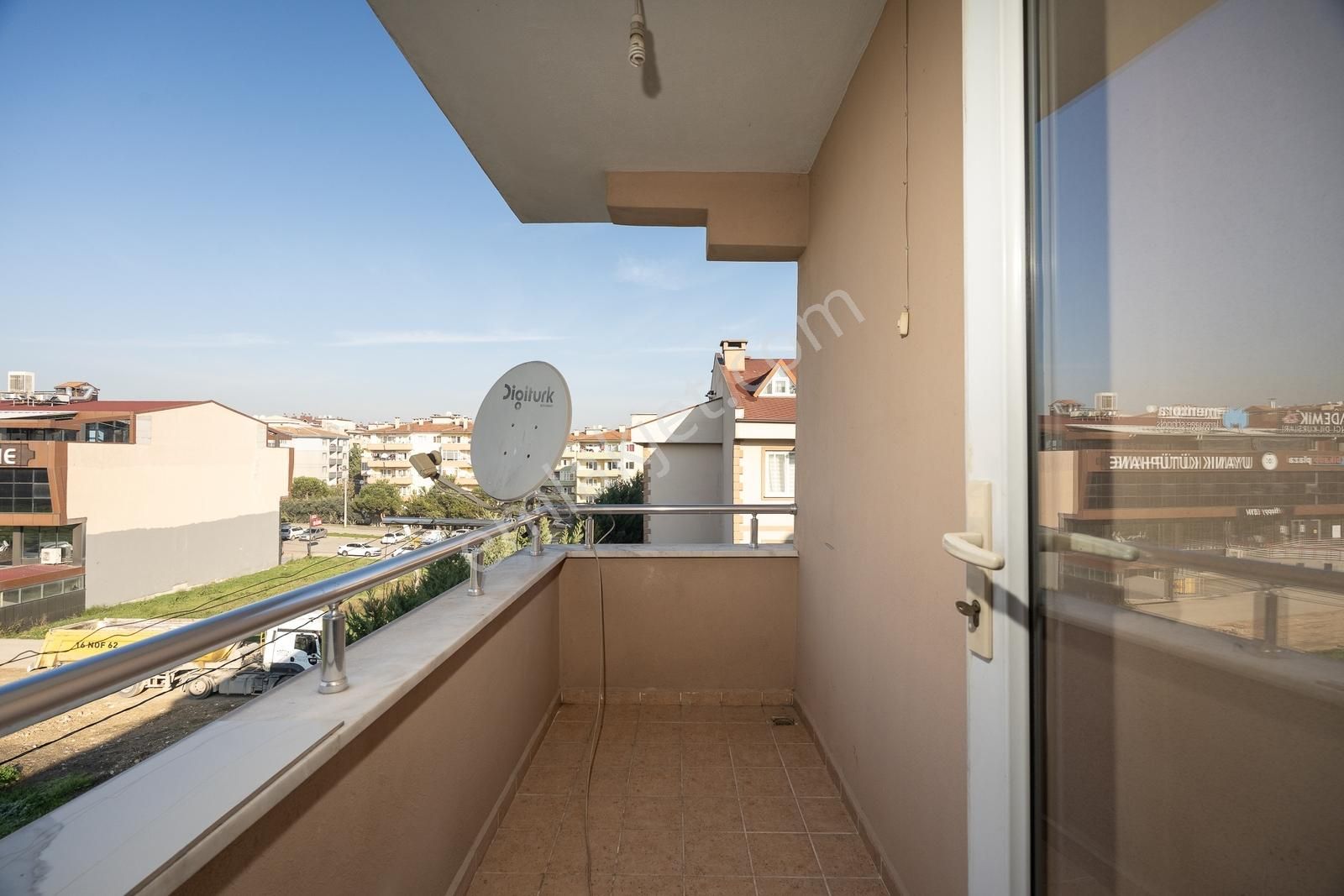 Cb Level'dan Aile Yaşamına Uygun 2+1 Ayrı Mutfaklı Satılık Daire - Görsel 10