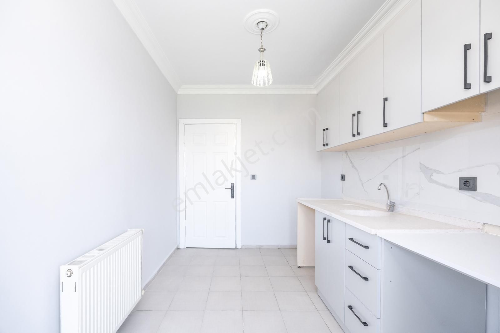 Cb Level'dan Aile Yaşamına Uygun 2+1 Ayrı Mutfaklı Satılık Daire - Görsel 18