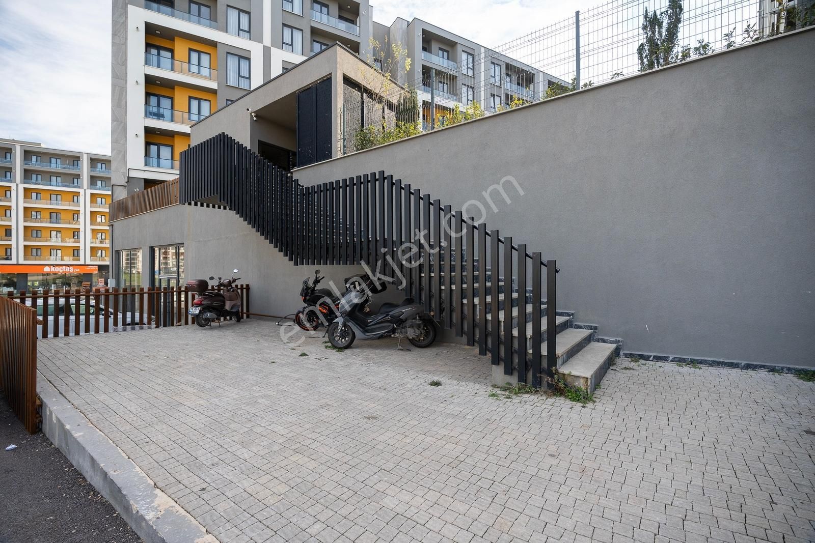 Cb Level'dan Brev 2 Projesi | Eşyalı Bahçe Katı 1+1 Geniş Daire - Görsel 26