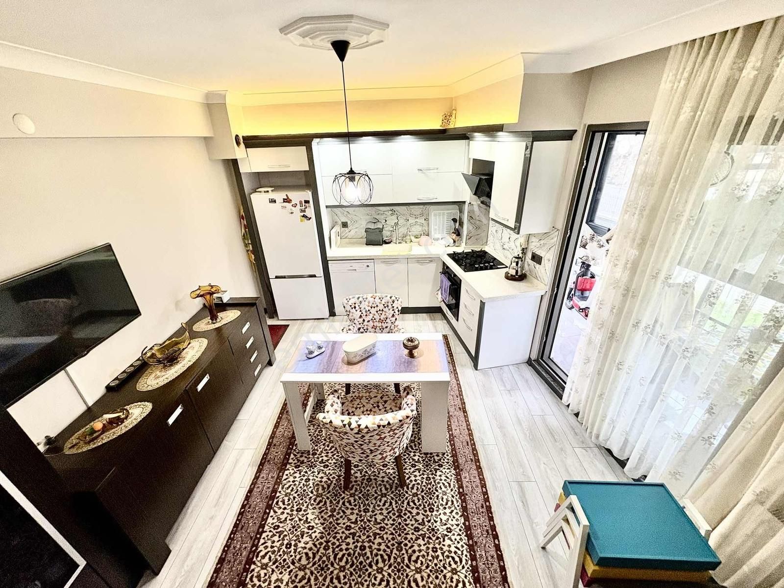 Sadece Onur Yıldırımdan Ön Cephe Şahane Satılık 1+1 Daire - Görsel 34