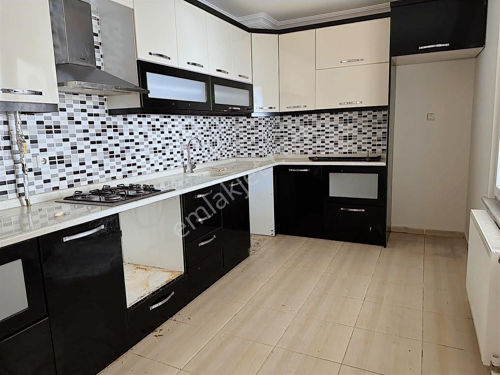 Karacabey Abdullapaşa Mahallesinde Satılık Bakımlı Daire - Görsel 16