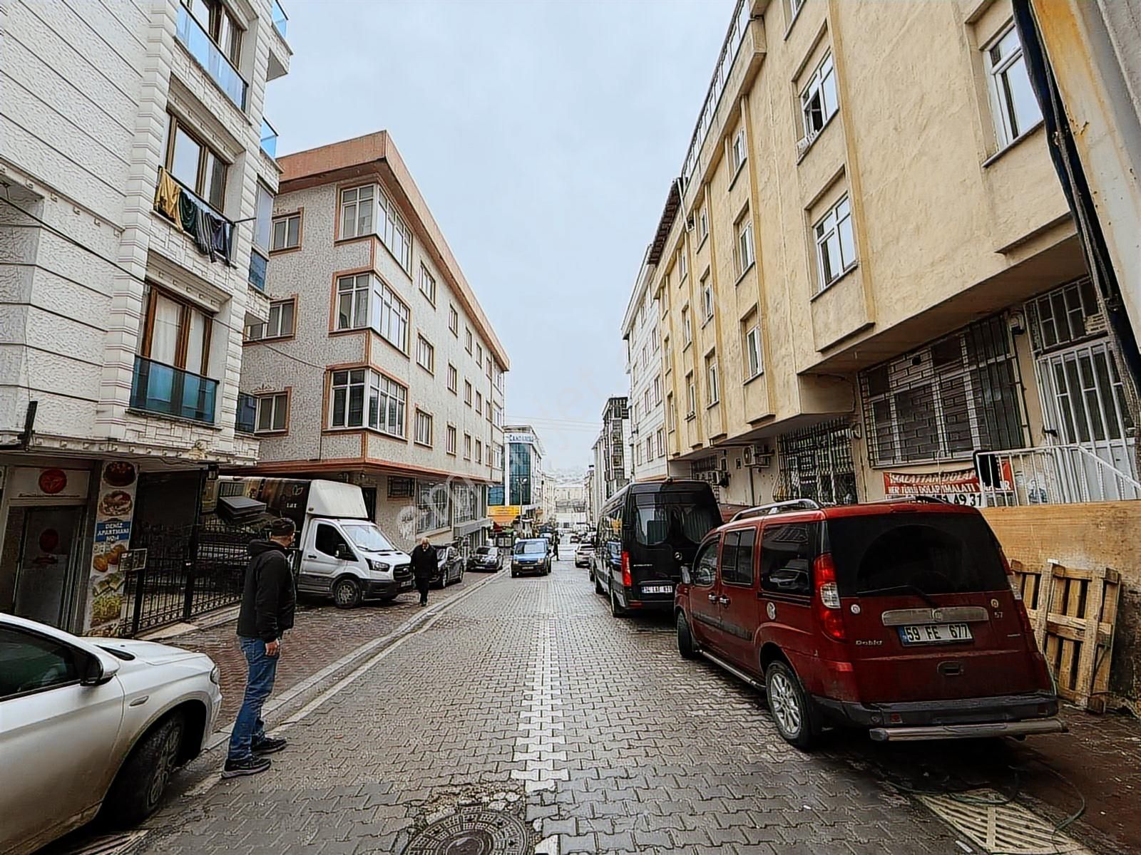 Mehterçeşme Mah'de 2+1 Yeni Bina Metrobüse Yakın Fırsat Arakat ! - Görsel 8