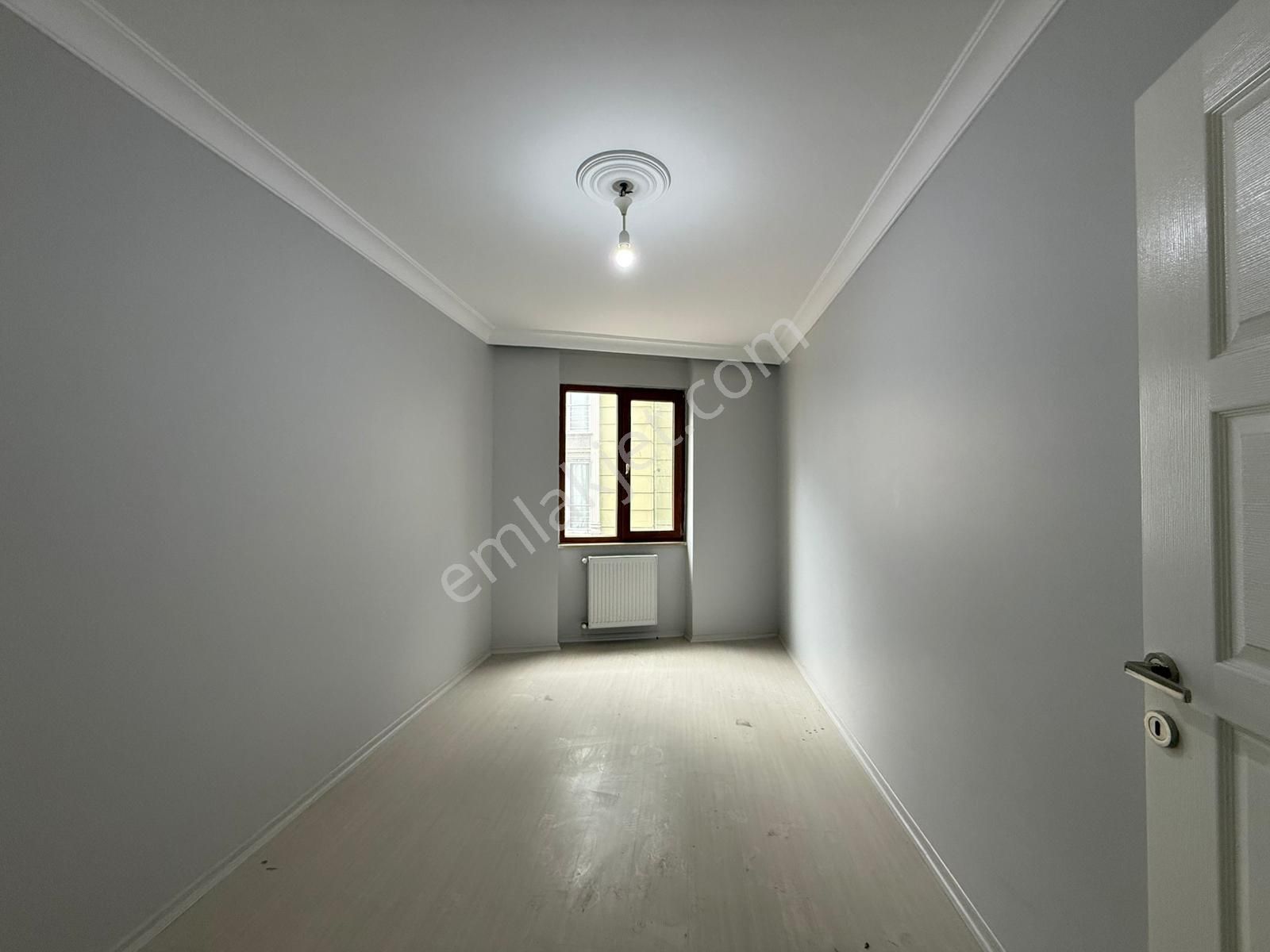 Mehterçeşme Mah'de 2+1 Yeni Bina Metrobüse Yakın Fırsat Arakat ! - Görsel 10