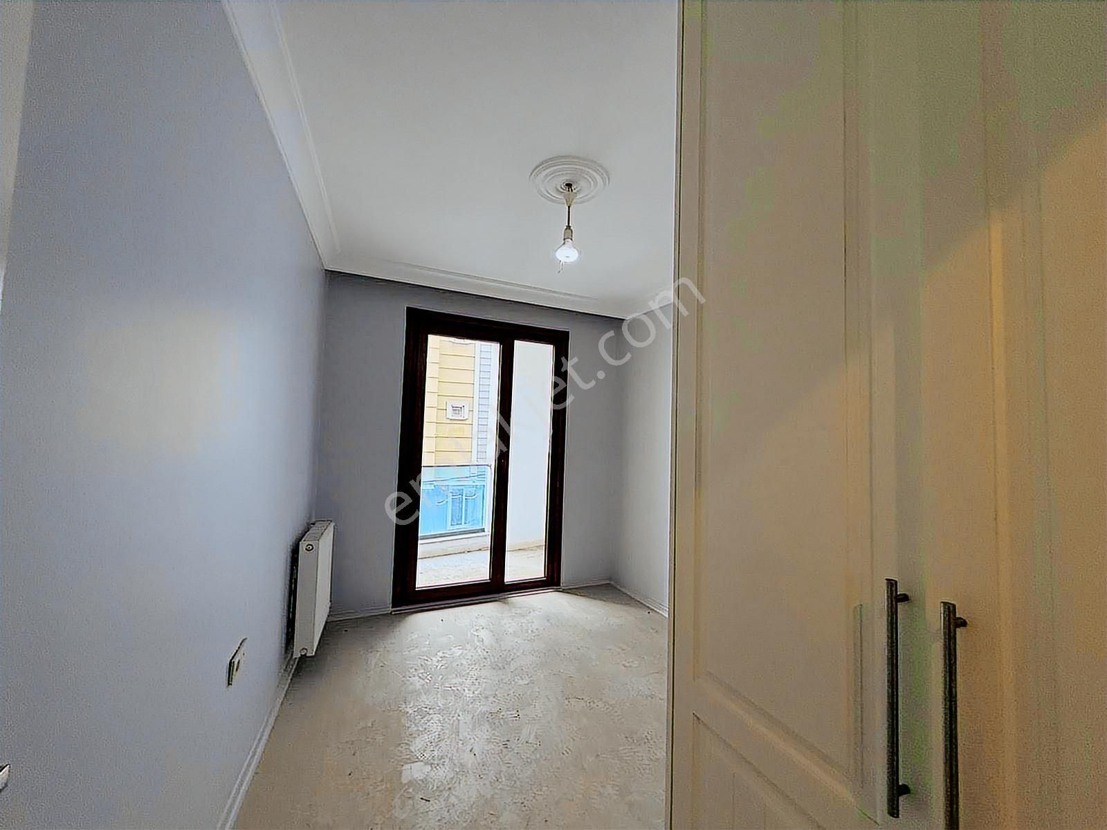 Mehterçeşme Mah'de 2+1 Yeni Bina Metrobüse Yakın Fırsat Arakat ! - Görsel 4