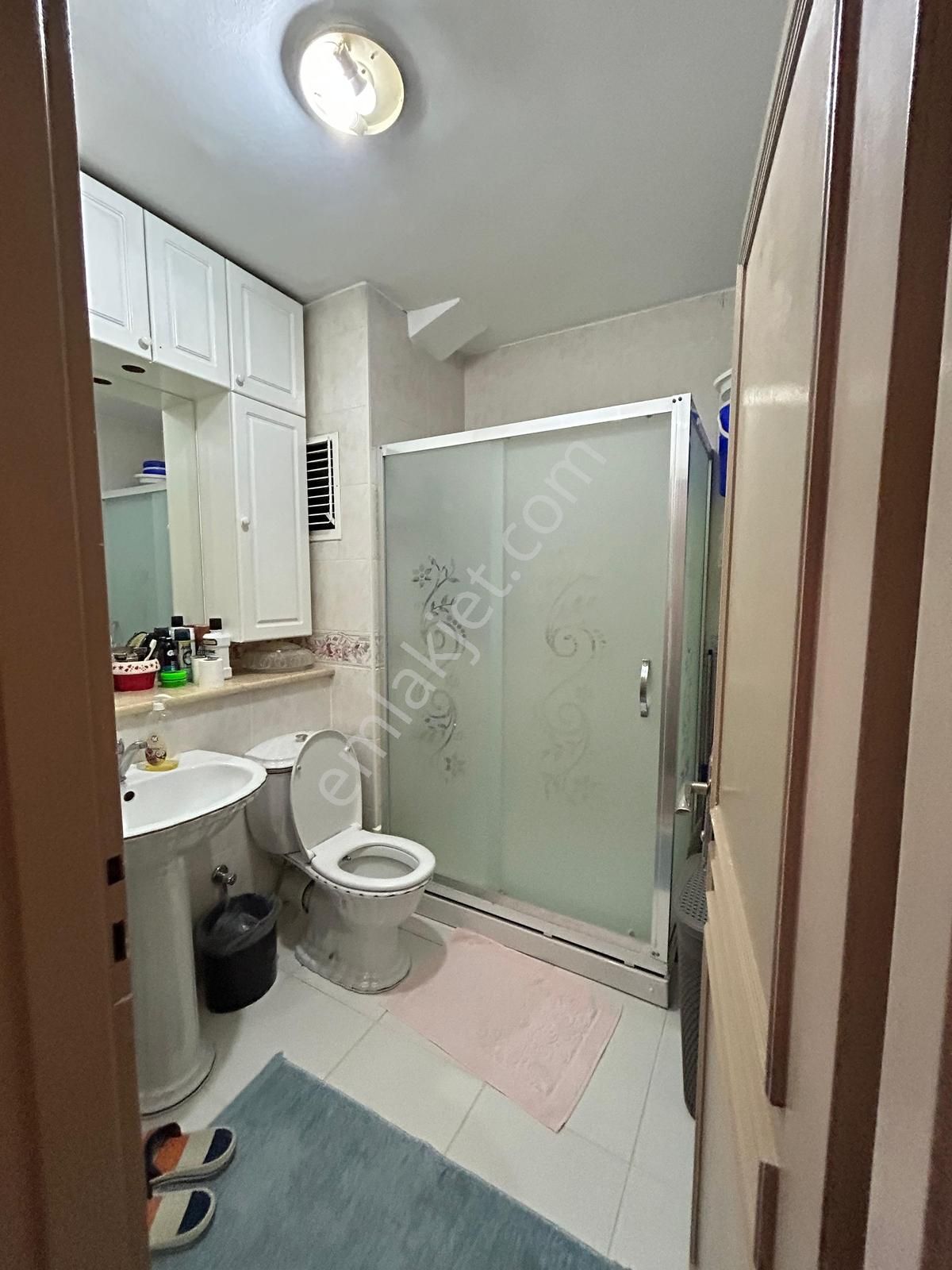 Ataköy Gazi Sitesi'nde Satılık 3+1 Modern Daire -- Krediye Uygun - Görsel 2