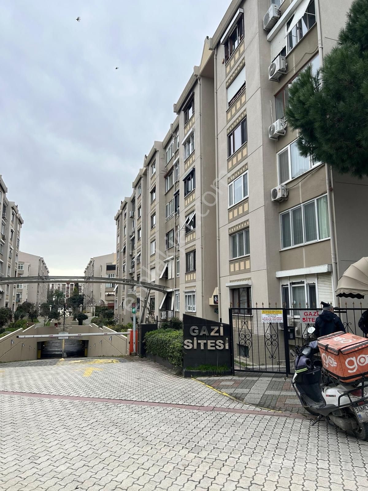 Ataköy Gazi Sitesi'nde Satılık 3+1 Modern Daire -- Krediye Uygun - Görsel 9