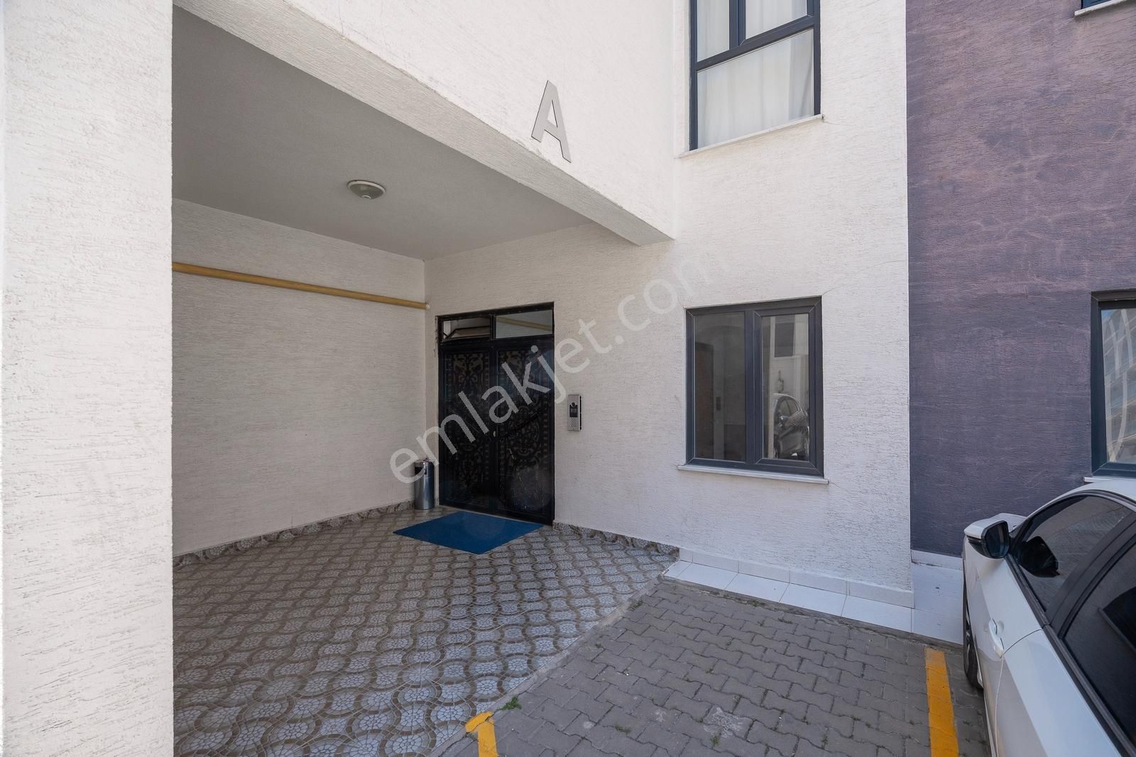 Cb Level'dan Aile Yaşamına Uygun Geniş 4+1 Kiralık Daire - Görsel 10