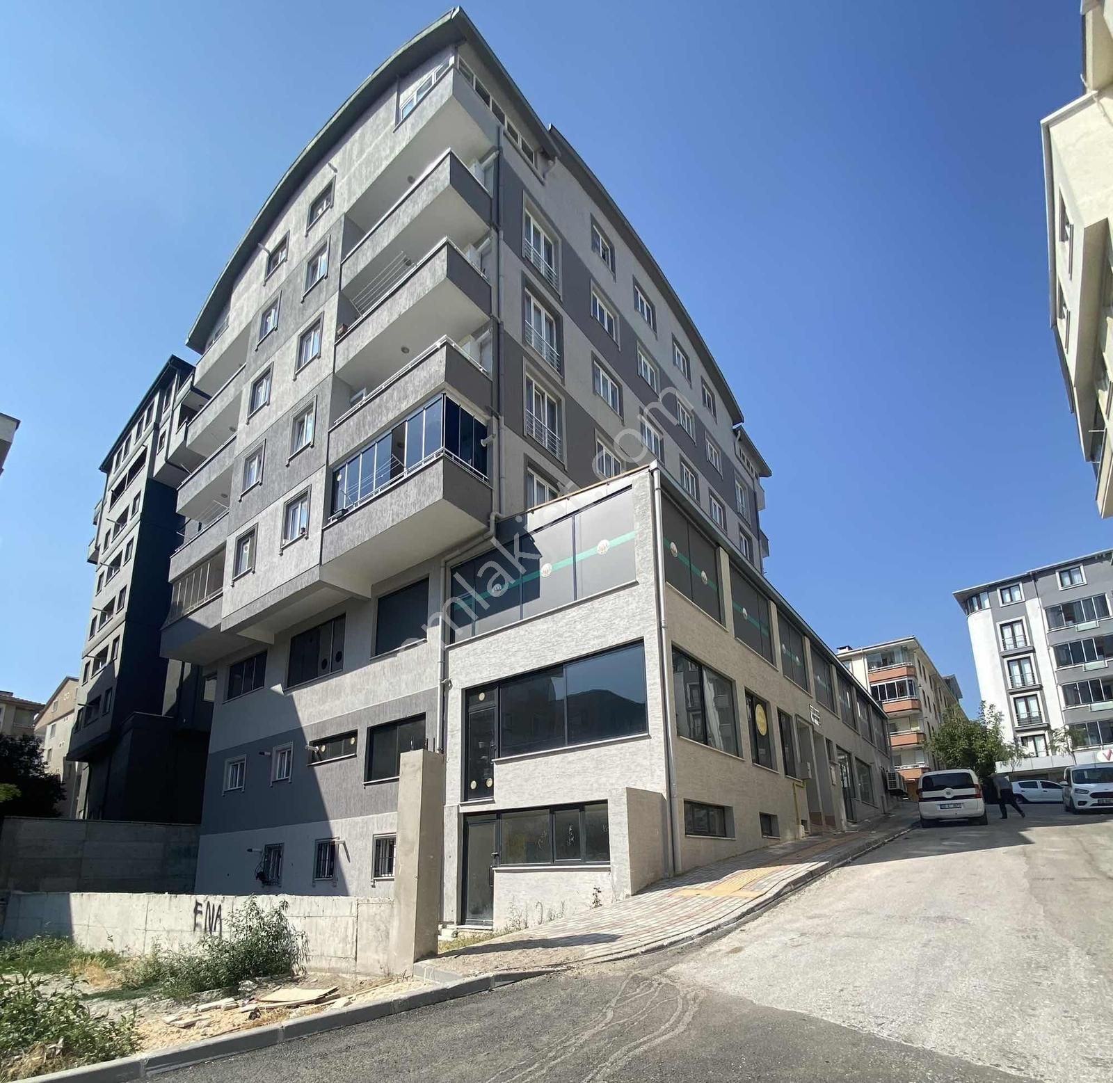 Cb Level'dan Merkezi Konumda 2+1 Ayrı Mutfak Kiralık Daire - Görsel 3