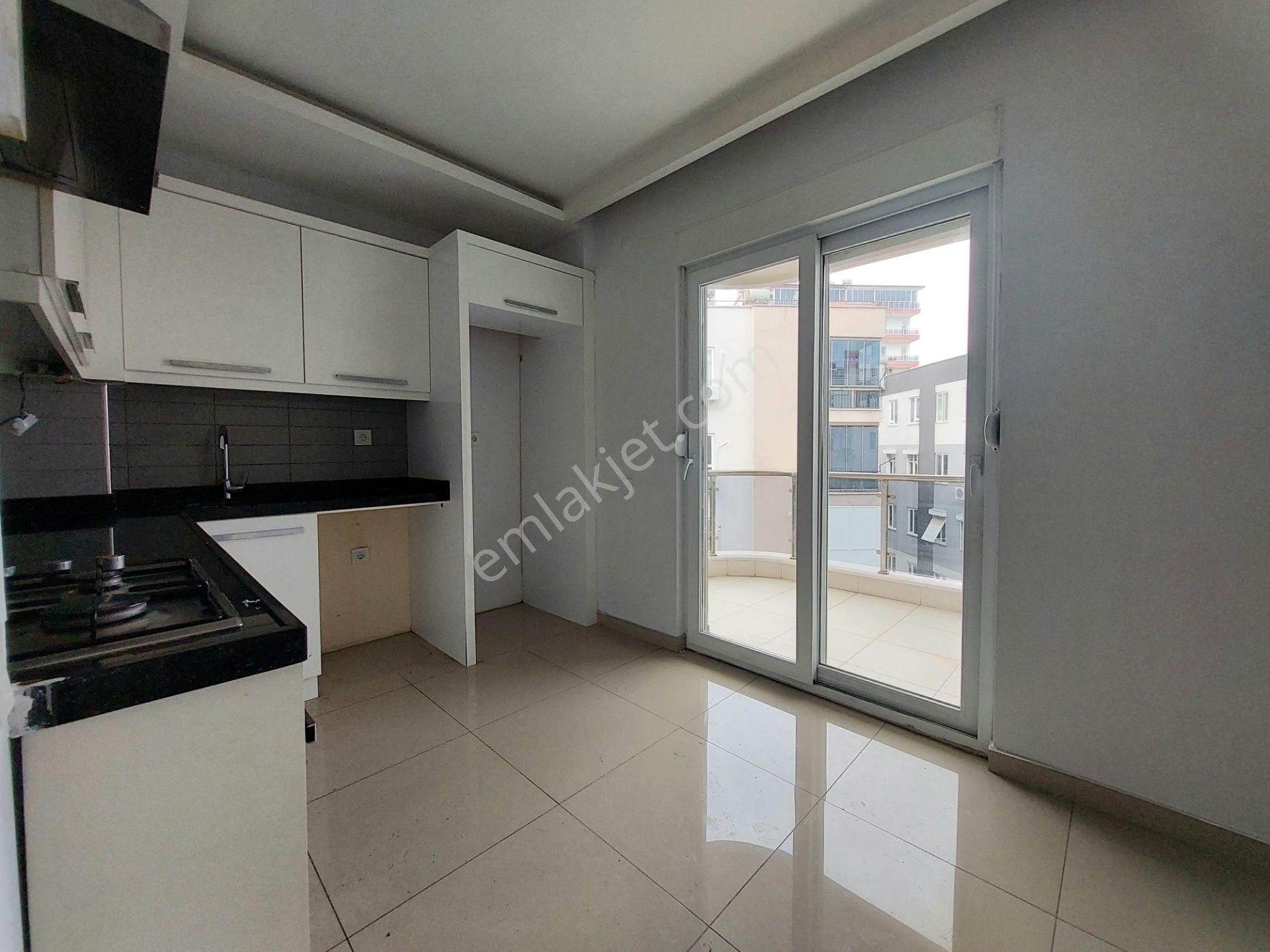 Kızıltoprak Full Kredili Otoparklı 90m2 2+1 3. Kat Satılık Daire - Görsel 31