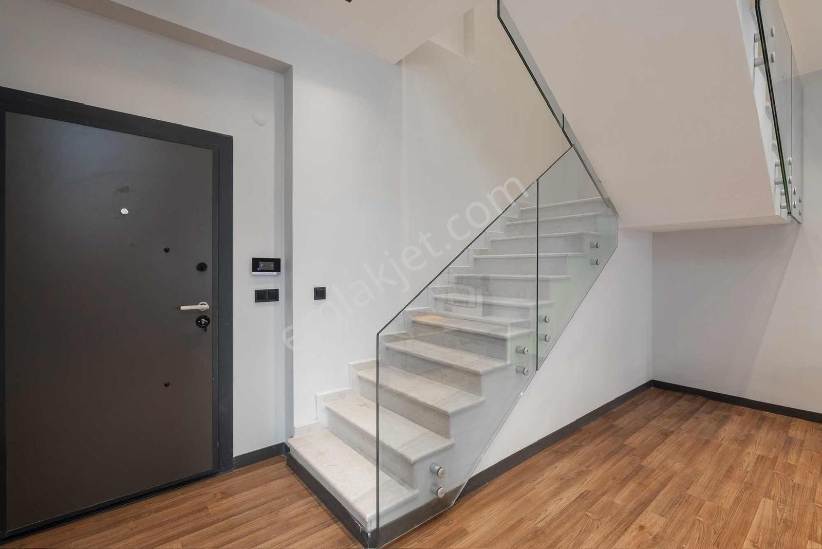Cb Level'dan 7/24 Güvenlik Ve Şık Yaşam Modern 2+1 Dubleks Daire - Görsel 14
