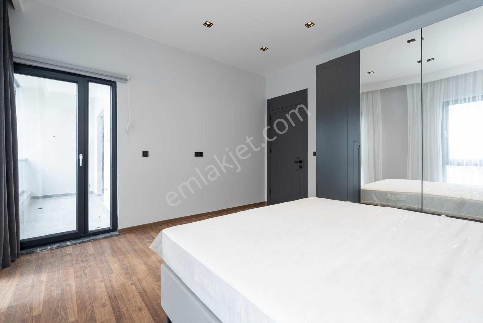 Cb Level'dan 7/24 Güvenlik Ve Şık Yaşam Modern 2+1 Dubleks Daire - Görsel 17