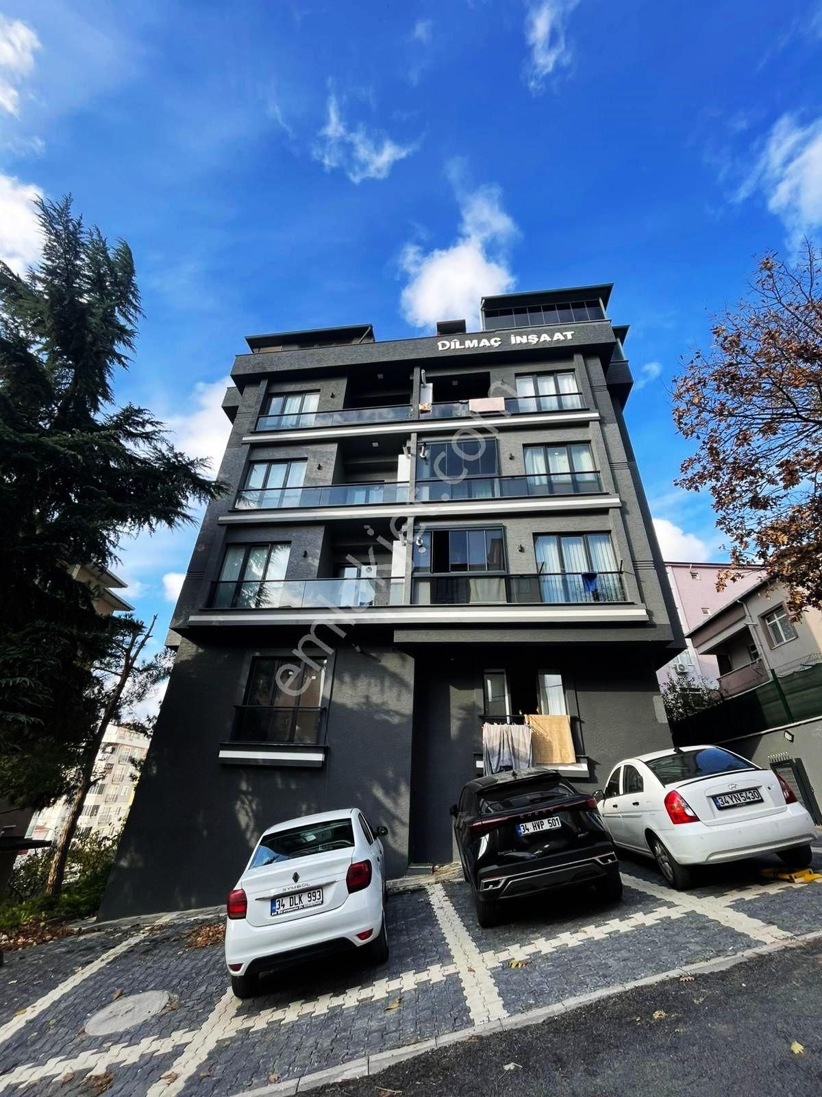 Mertcan Dan Hürriyet Çarşıya Yürüme Teraslı 4+2 İskanlı Lüks Dubleks