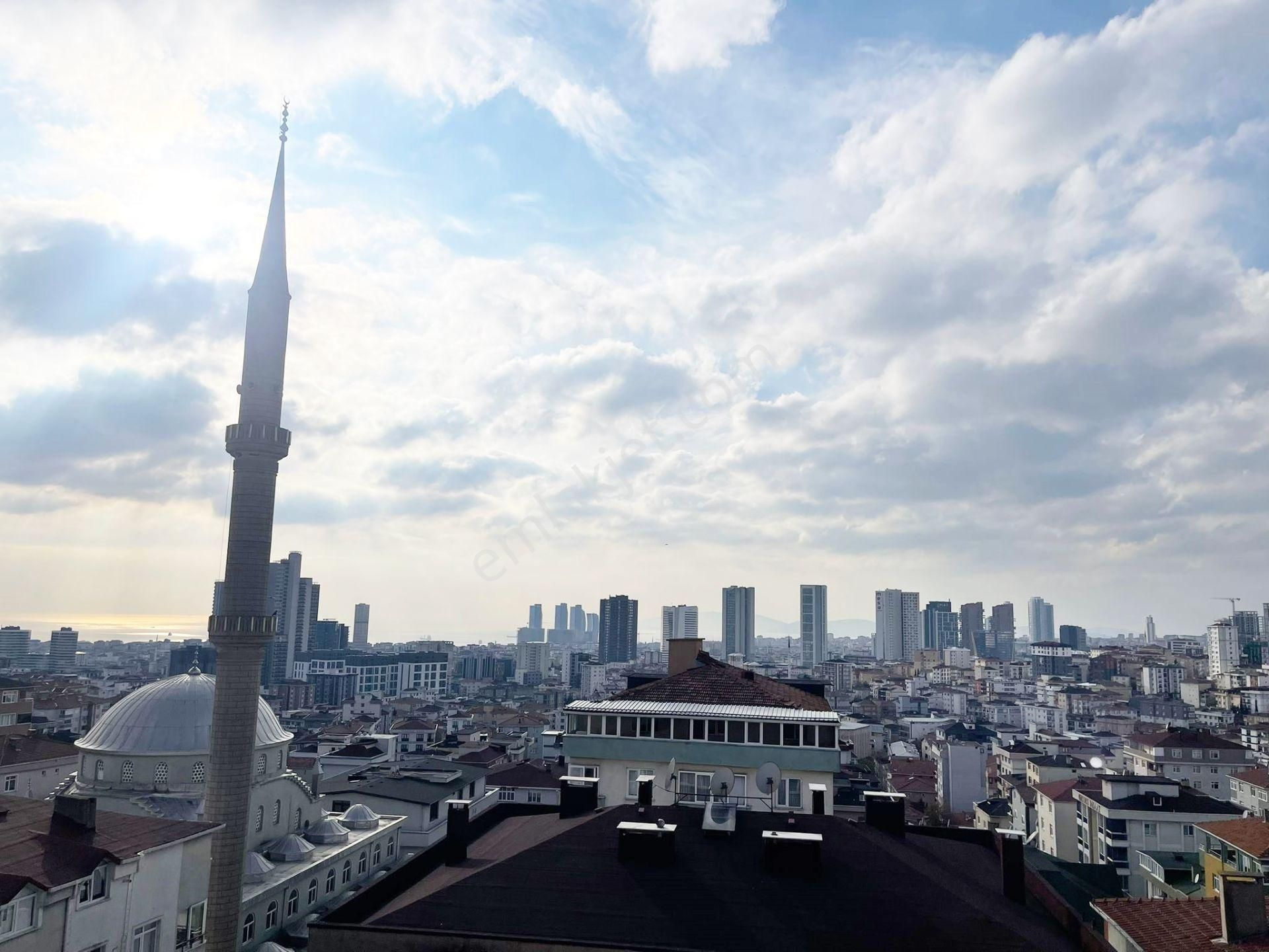 Mertcan Dan Hürriyet Çarşıya Yürüme Teraslı 4+2 İskanlı Lüks Dubleks - Görsel 27