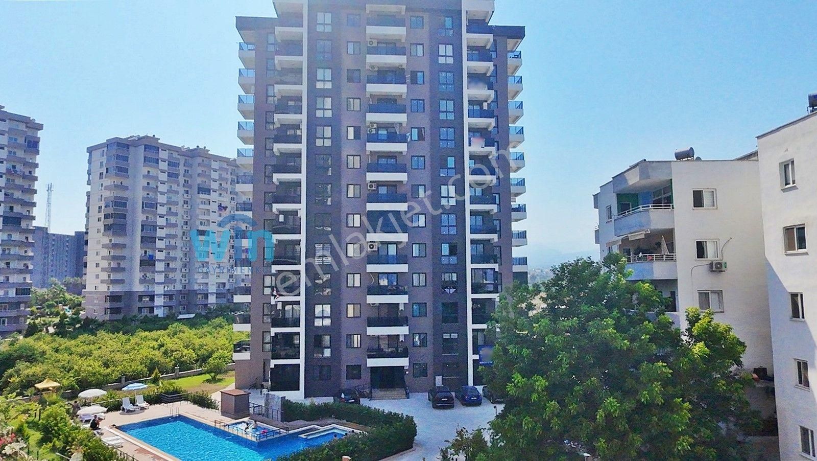 Win'den Çeşmeli'de Deniz Manzaralı Satılık Ultra Lüks 1+1 Daire