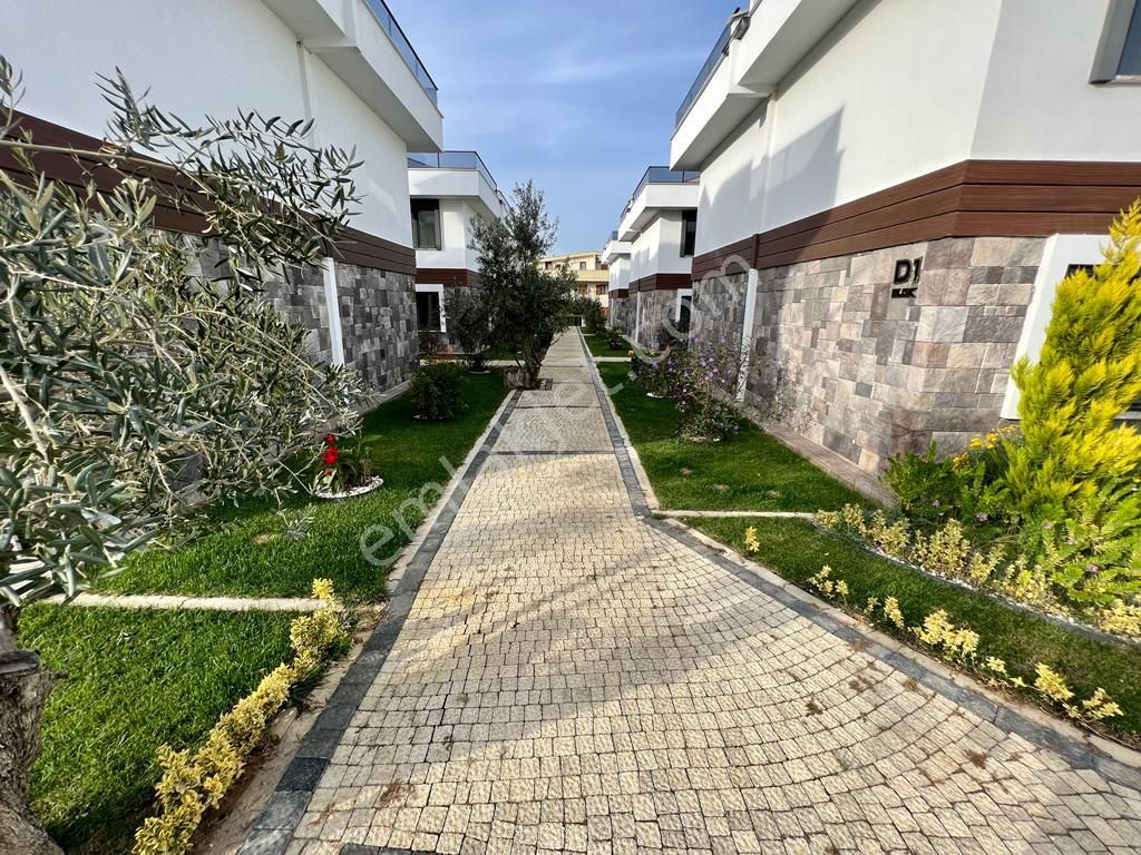 ✨akçay Ay Emlak'tan✨pelitköy'de Denize Sıfır Butik Sitede Yüzme Havuzlu Satılık 1+1 Lüks Daire - Görsel 27