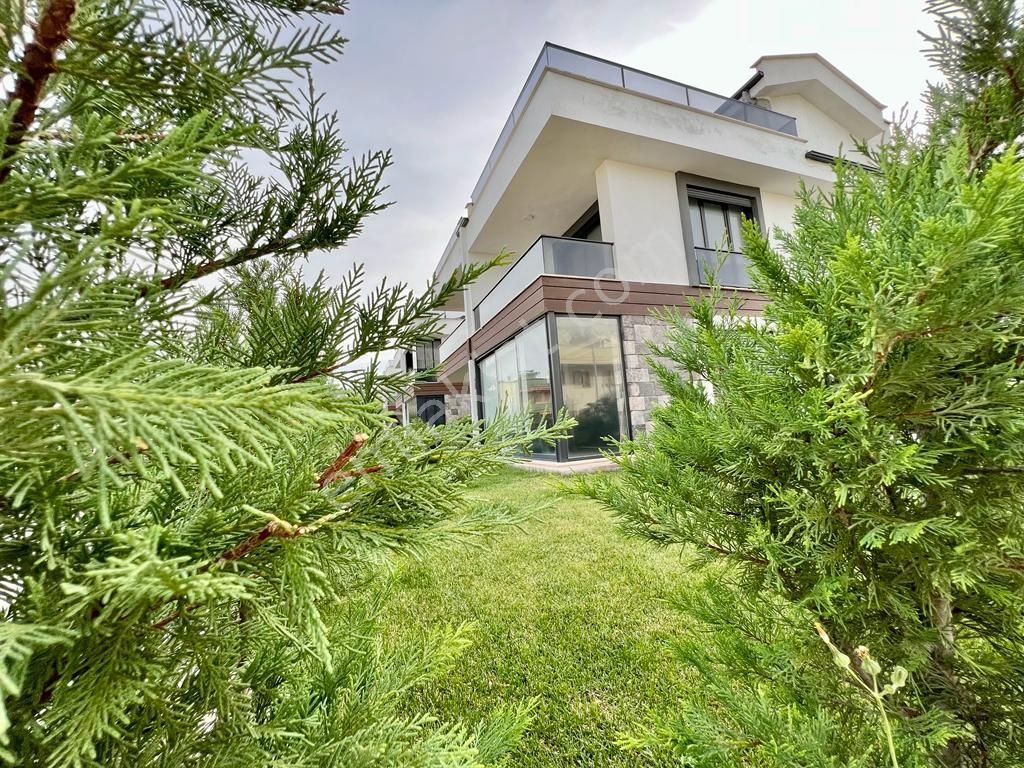 ✨akçay Ay Emlak'tan✨pelitköy'de Denize Sıfır Butik Sitede Yüzme Havuzlu Satılık 1+1 Lüks Daire - Görsel 32