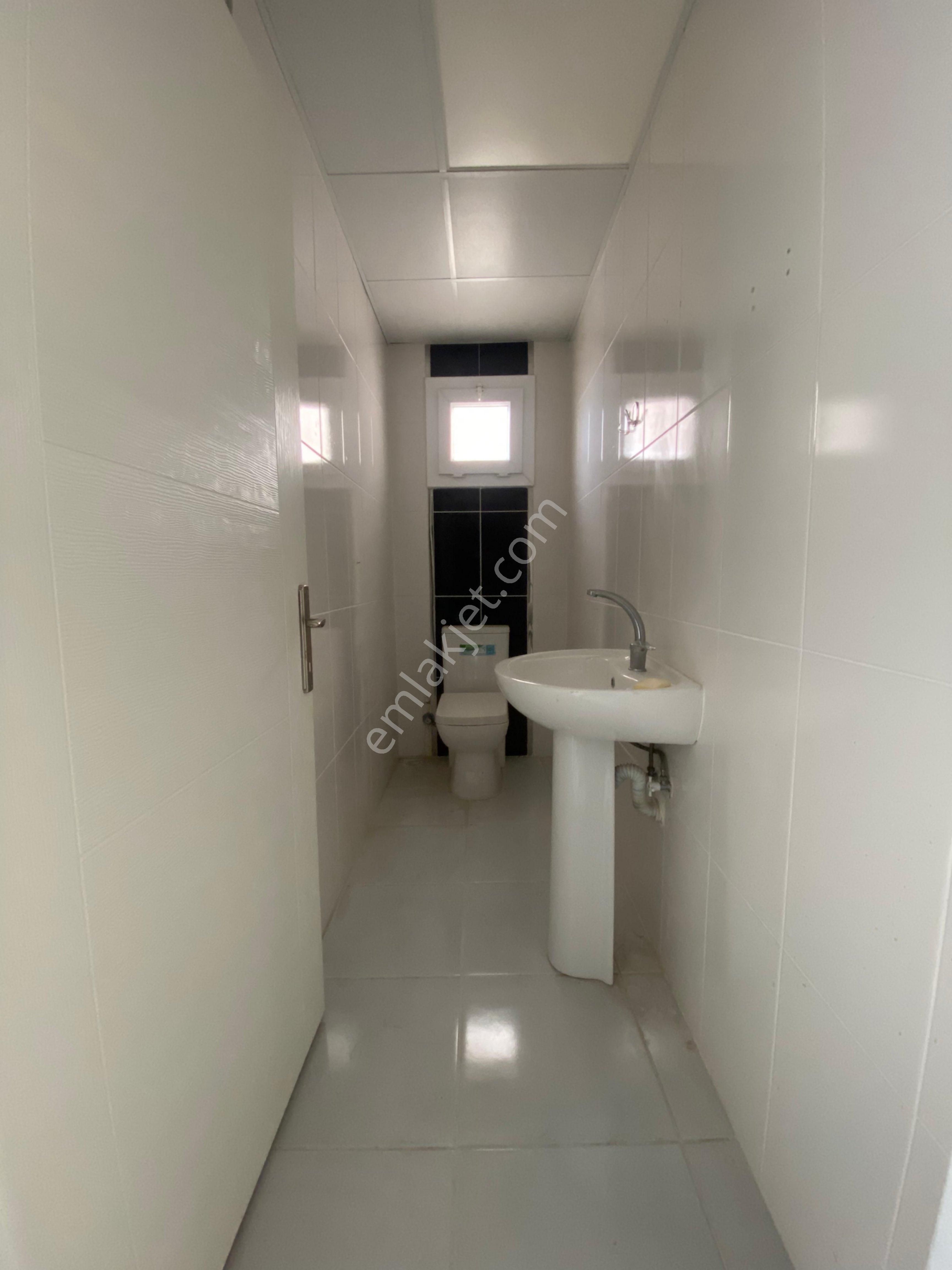 Kuşadası Davutlarda Çift Cepheli Önü Açık Çok Geniş 3+1 Daire - Görsel 6