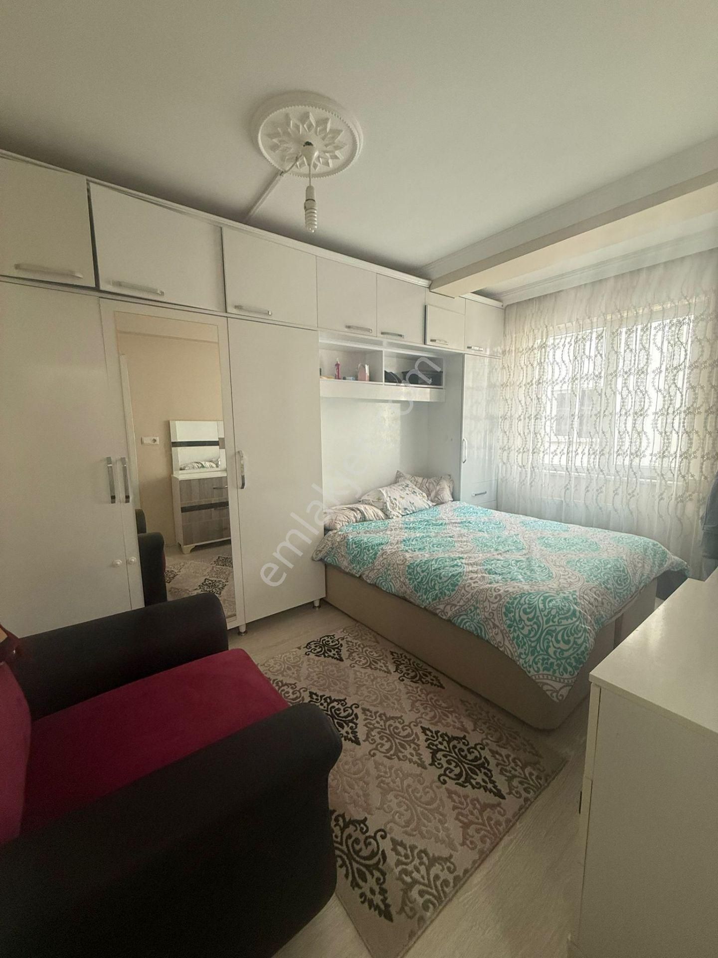 Elmas Emlaktan Mükemmel Lokasyon Kapalı Pazar Yakını 2+1 Ara Kat Daire - Görsel 4