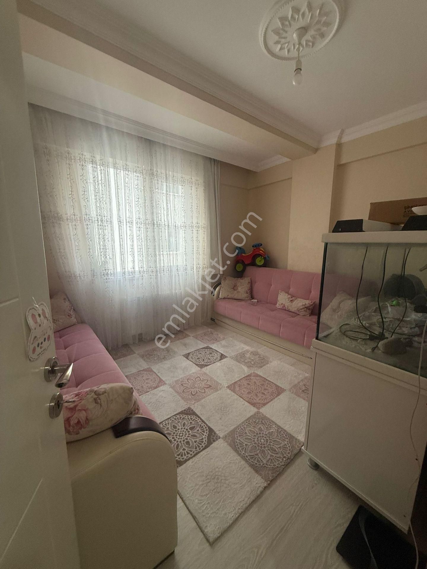 Elmas Emlaktan Mükemmel Lokasyon Kapalı Pazar Yakını 2+1 Ara Kat Daire - Görsel 5