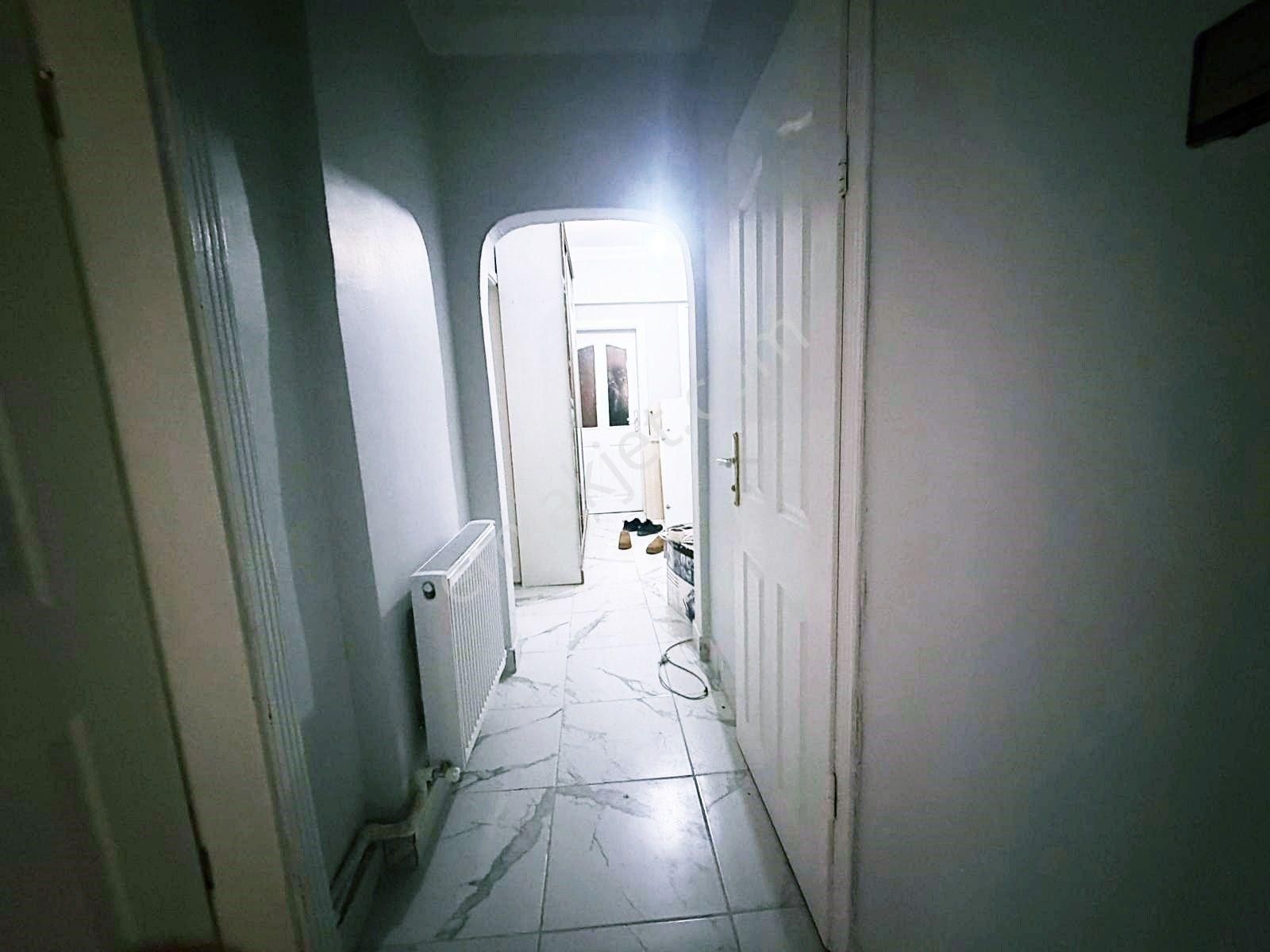 Cihandan Demetevler Metro Ve Vatan Cadde Yakını Satlık 3+1 Daire - Görsel 2