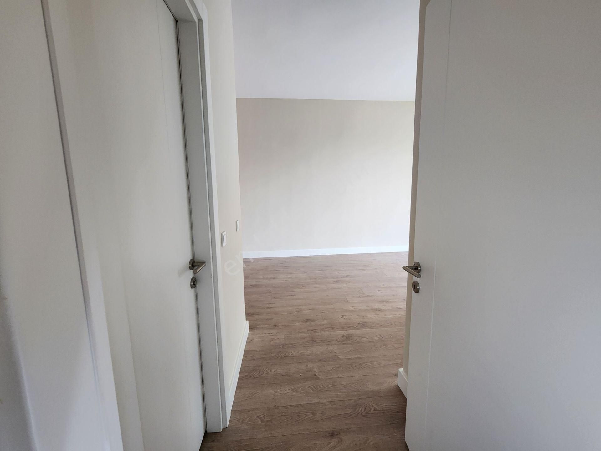 Kartal Batı Yakası Ödeme Avantajlı 47m2 Teraslı Tüm Camlardan Peyzaj Manzaralı Satılık 4+1 Daire - Görsel 21