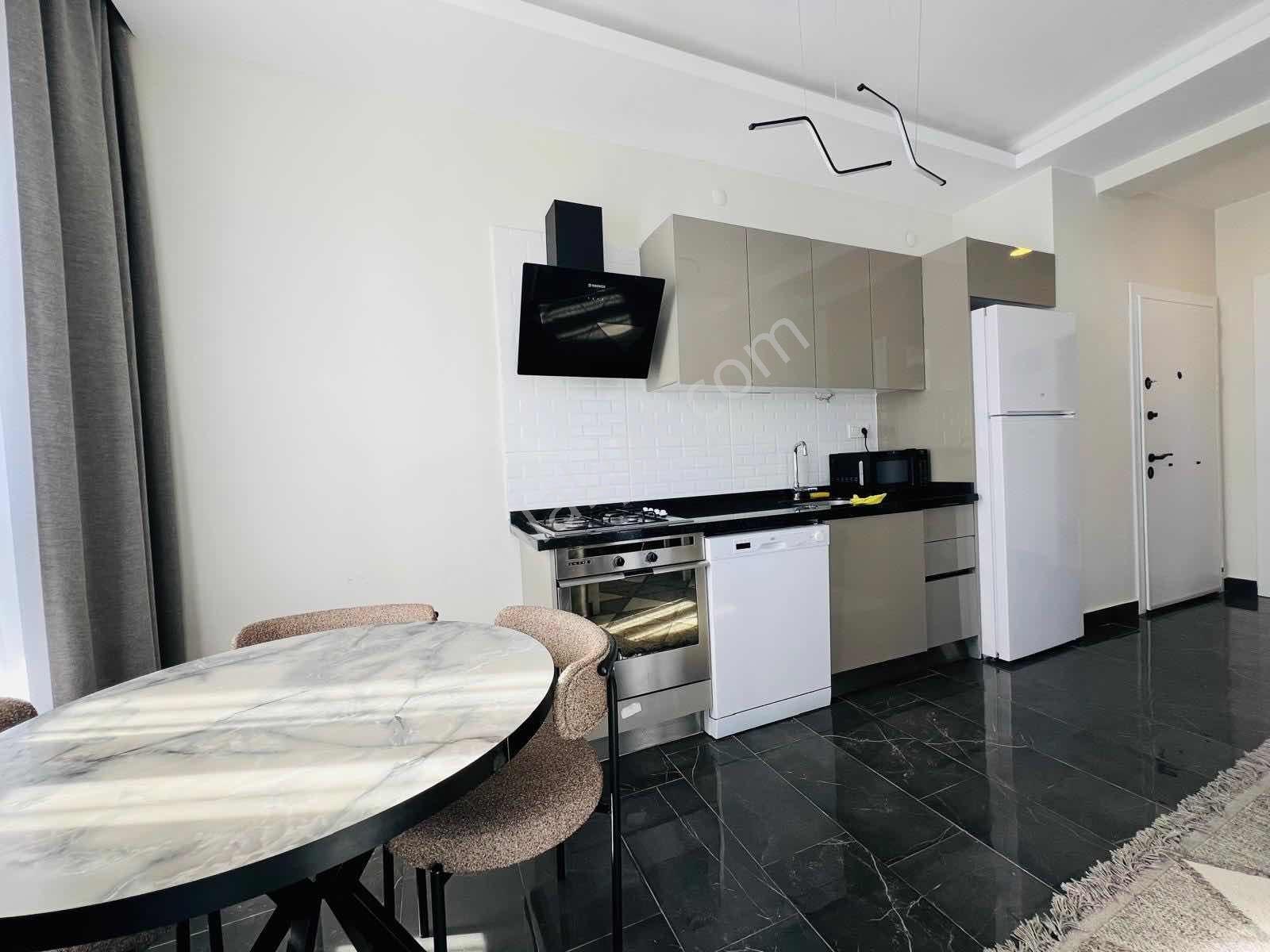 Alanya Mahmutlarda Sahile 600 Mt Ful Eşyalı Kiralık 1+1 Daire - Görsel 15