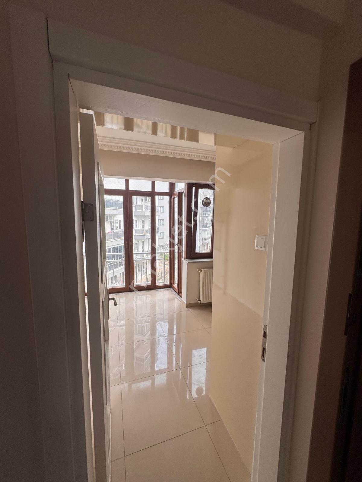 Geniş Salonlu | Kapalı Mutfak | Yeni Boyalı 2+1 Sinandede - Görsel 14