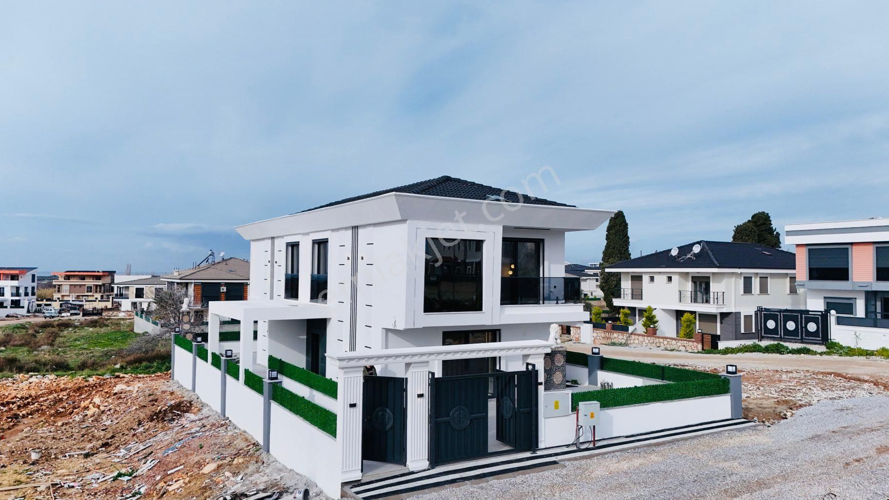 Didim’de Satılık Fırsat 3+1 Villalar - Görsel 4