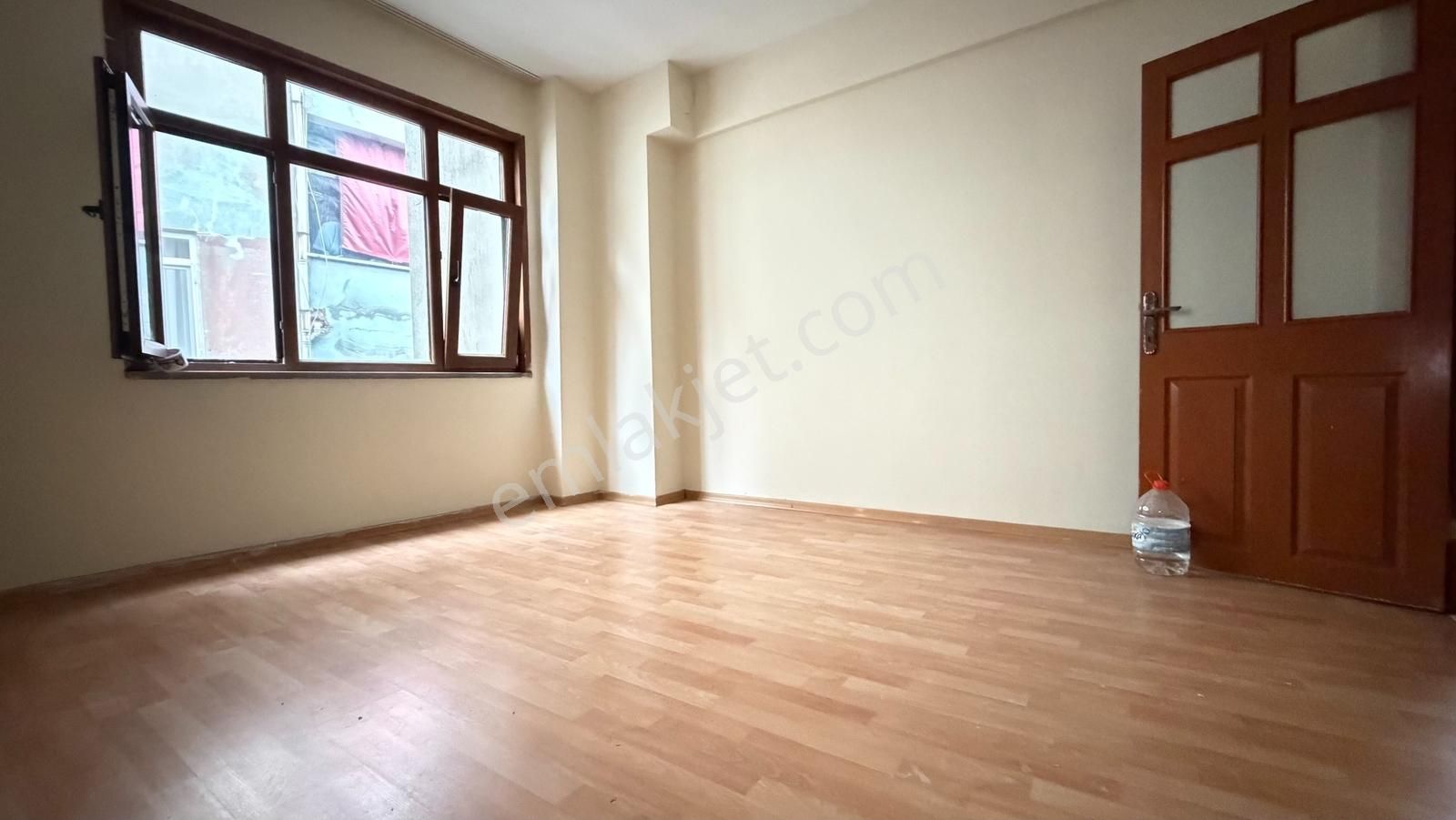 İlka'dan Talatpaşa Mh Balkonlu Geniş 2+1 Kiralık Daire