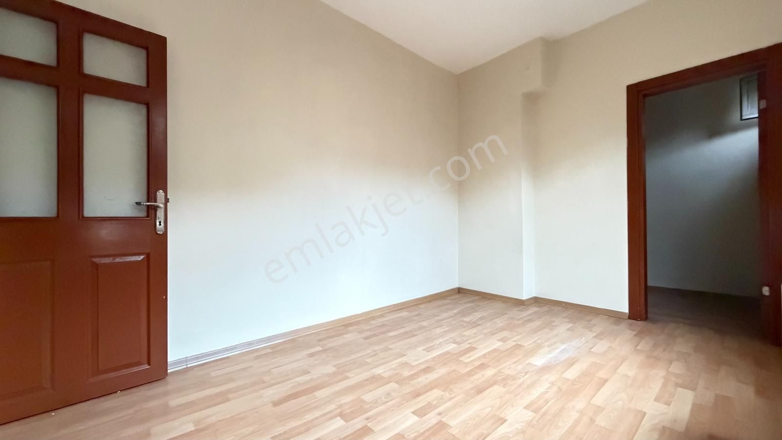 İlka'dan Talatpaşa Mh Balkonlu Geniş 2+1 Kiralık Daire - Görsel 10