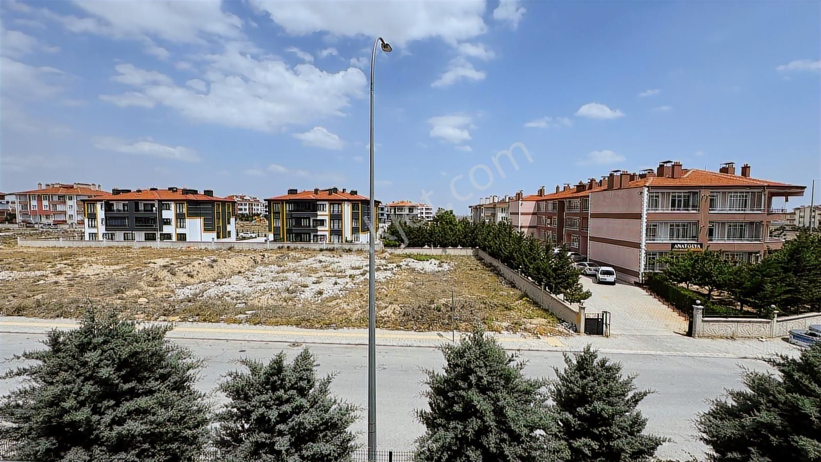 Kosova Mh Kiralık 1+1 Eşyalı Arakat Daire Servis Güzergahı Üzerd - Görsel 22