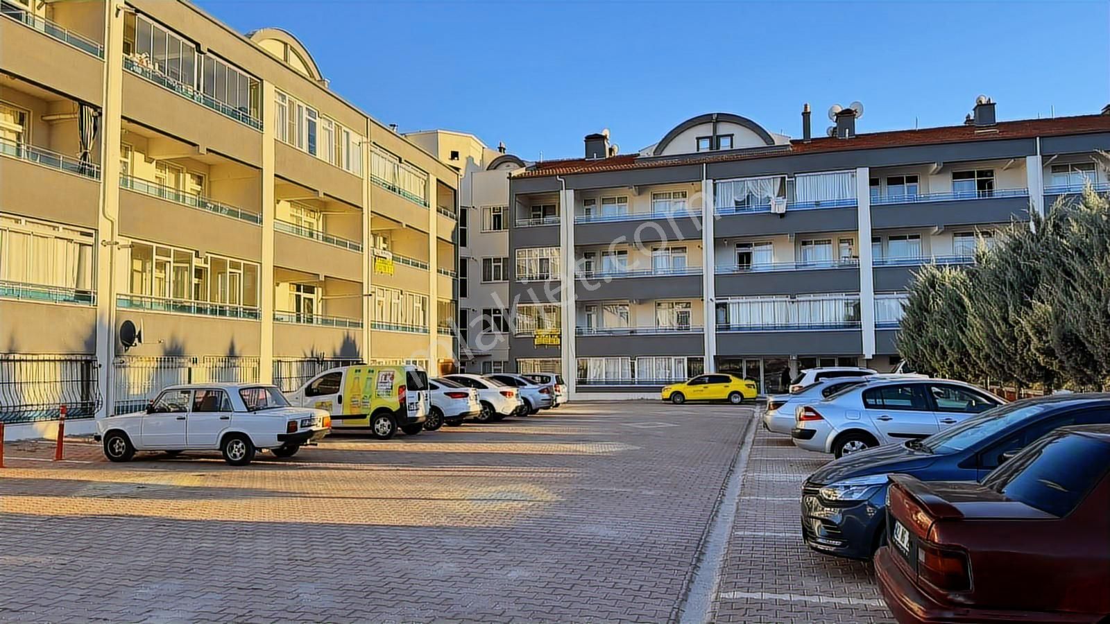 Kosova Mh Kiralık 1+1 Eşyalı Arakat Daire Servis Güzergahı Üzerd - Görsel 15