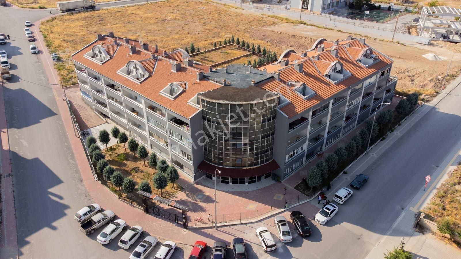 Kosova Mh Kiralık 1+1 Eşyalı Arakat Daire Servis Güzergahı Üzerd - Görsel 32