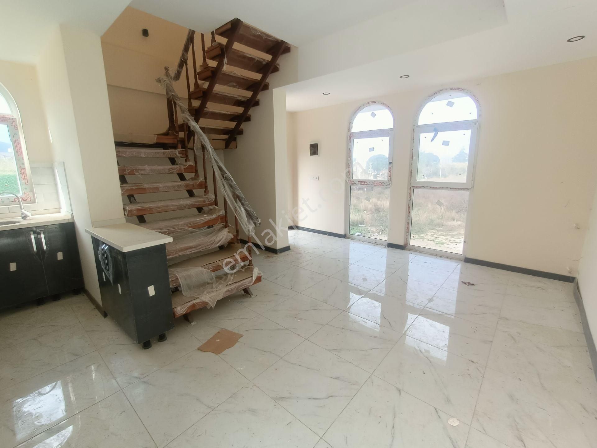 Kuşadası Davutlar 3+1 Villa - Görsel 11