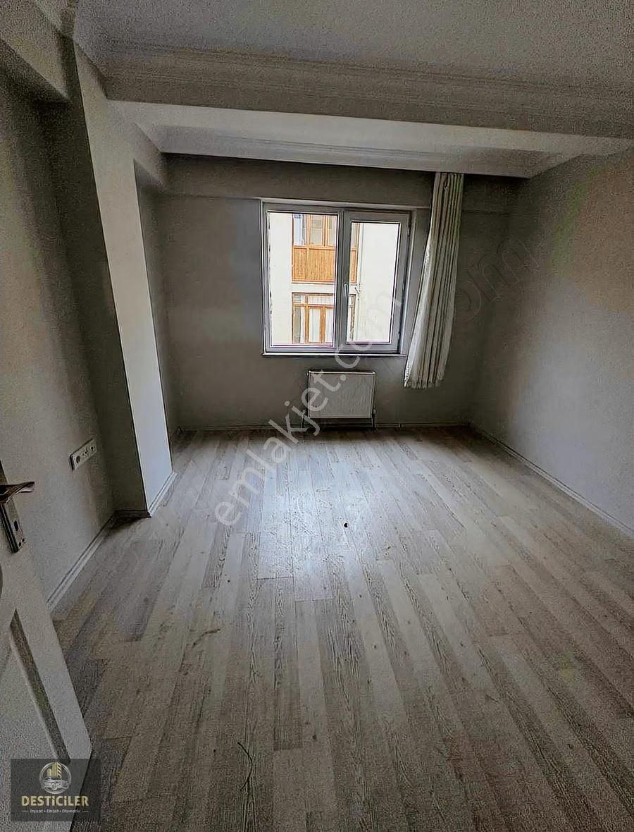 Md-çamlıca Mah. Tombakzade Bulvarı Yakını Uygun Fiyatlı 2+1 - Görsel 14