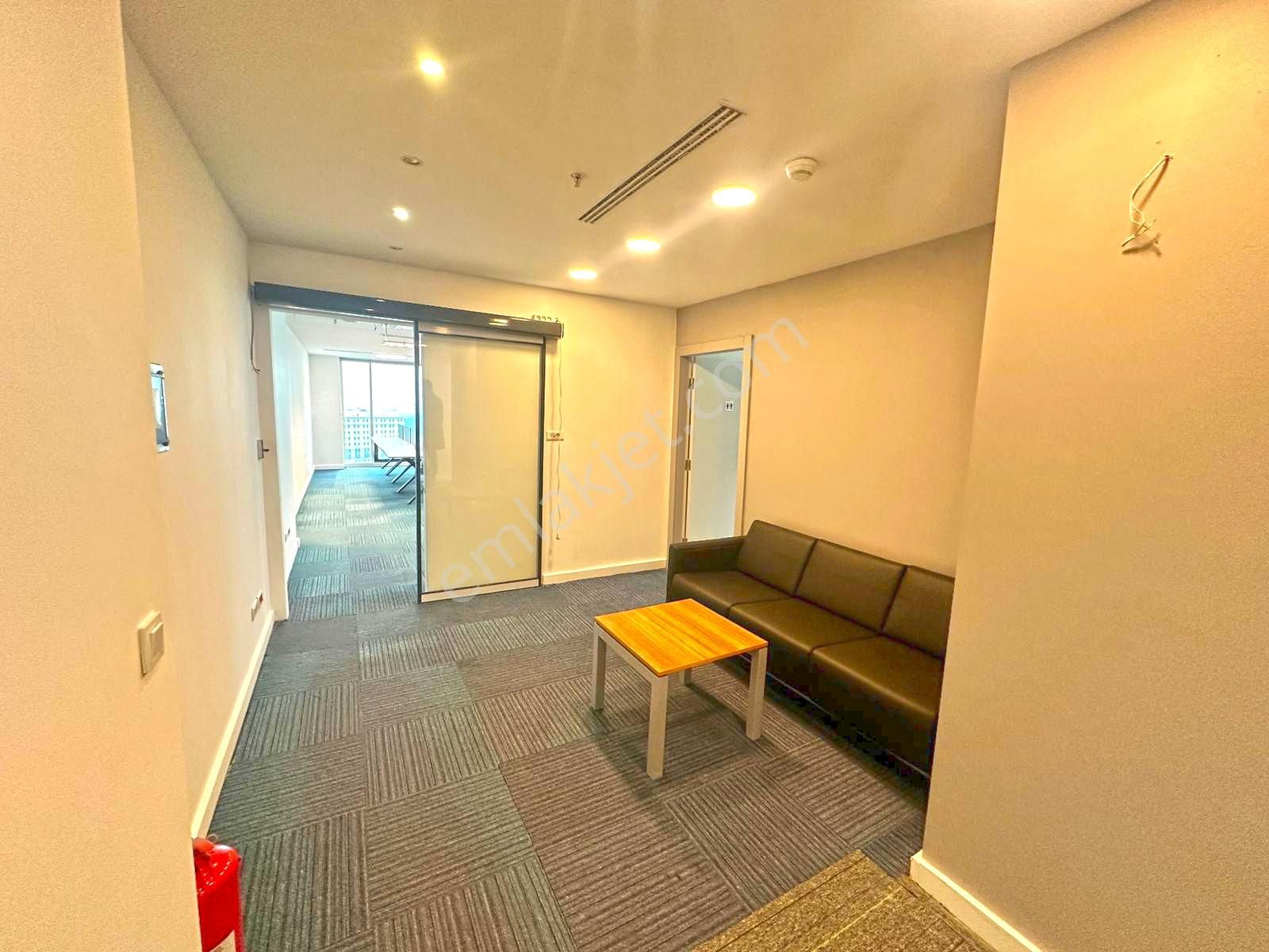 Remax'tan Maslak Sun Plaza'da Hazır Eşyalı 200 M2 Kiralık Ofis - Görsel 13