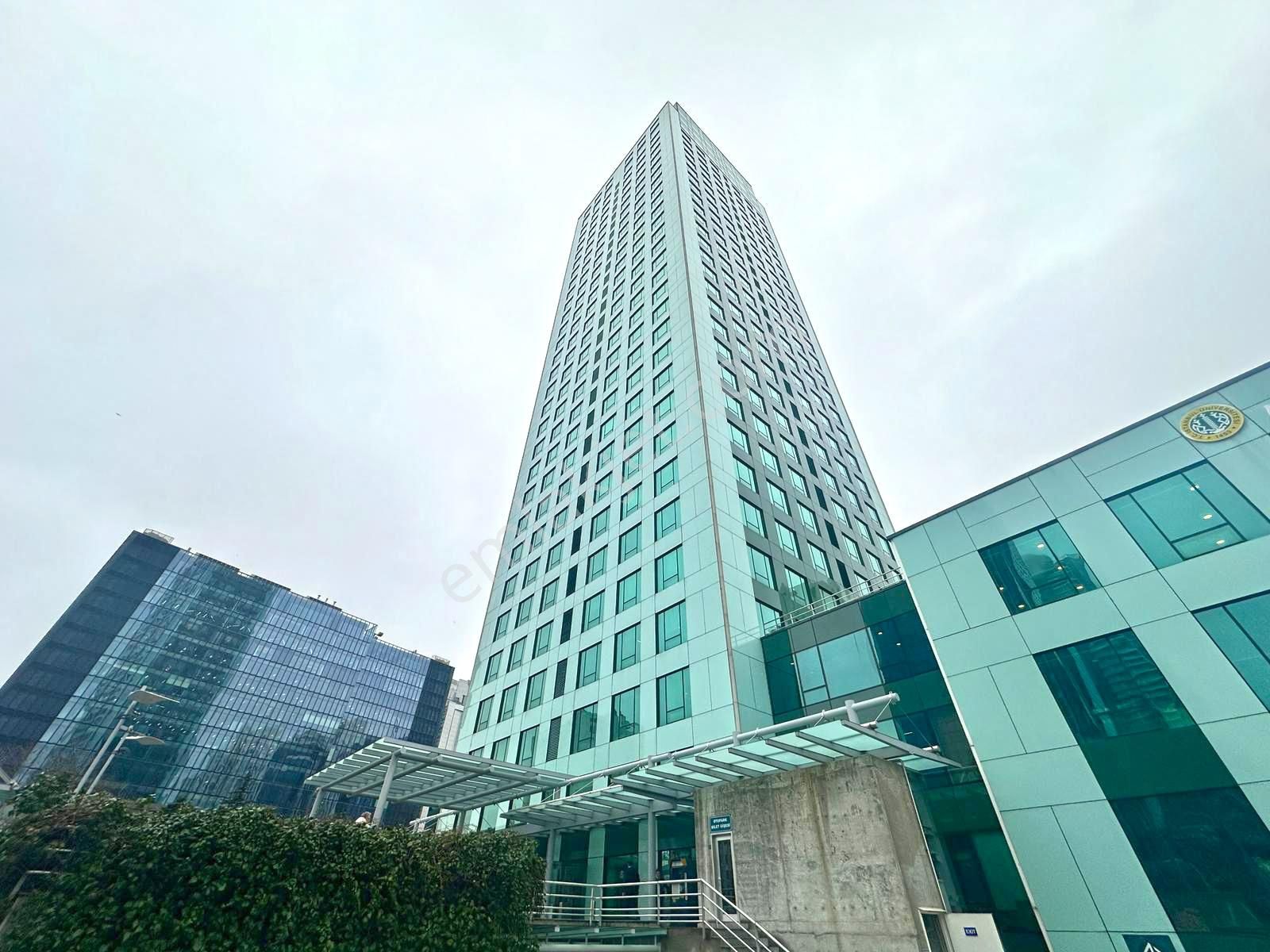 Remax'tan Maslak Sun Plaza'da Hazır Eşyalı 200 M2 Kiralık Ofis - Görsel 2
