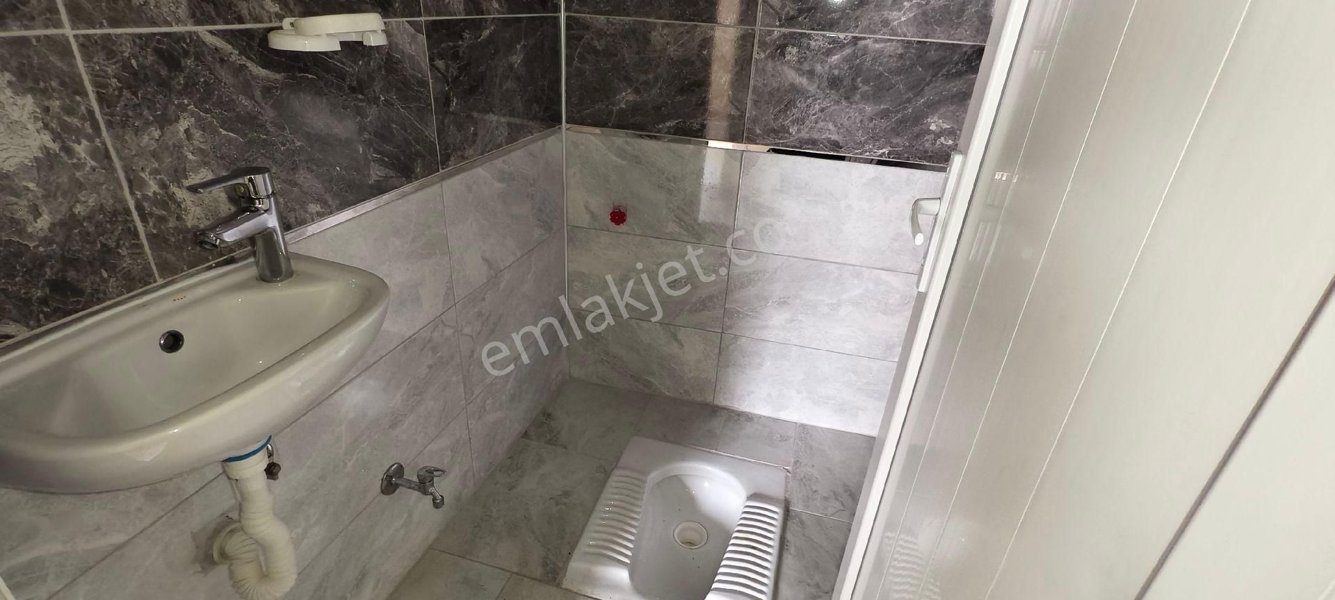 Menemen İsmet İnönü Mah. Kiralık 3+1 Geniş, Aile Apartmanında Kiralık Daire - Görsel 9