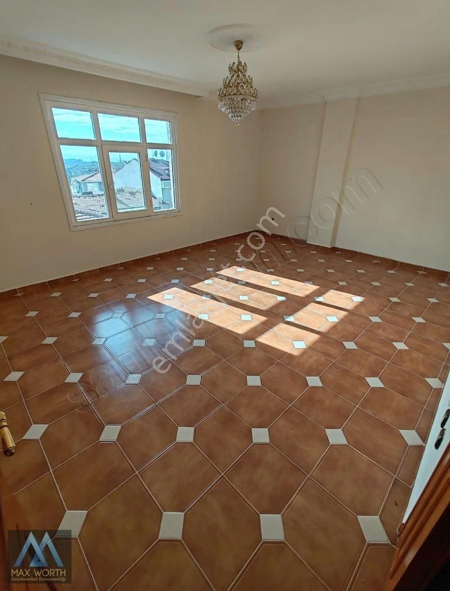 4 Balkonlu Yerden Isıtmalı Okul Yanı 150 M2 Kiralık 3+1 - Görsel 10