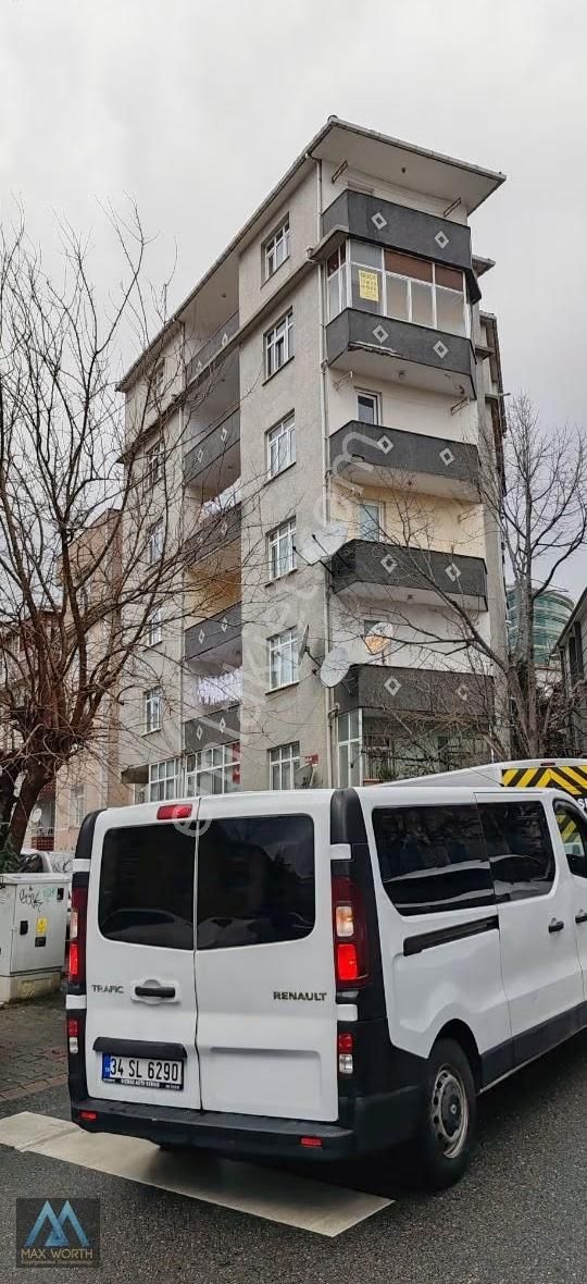 4 Balkonlu Yerden Isıtmalı Okul Yanı 150 M2 Kiralık 3+1 - Görsel 11