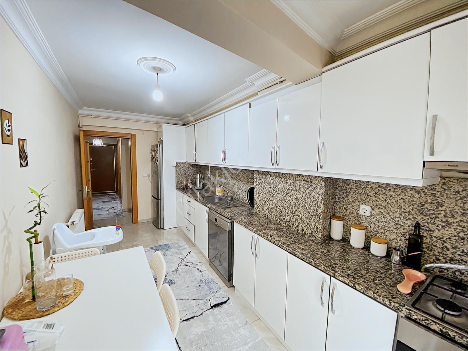 Kağıthane Merkez Tanegül Sokak 2+1 Satılık Daire (remax Astyle) - Görsel 5