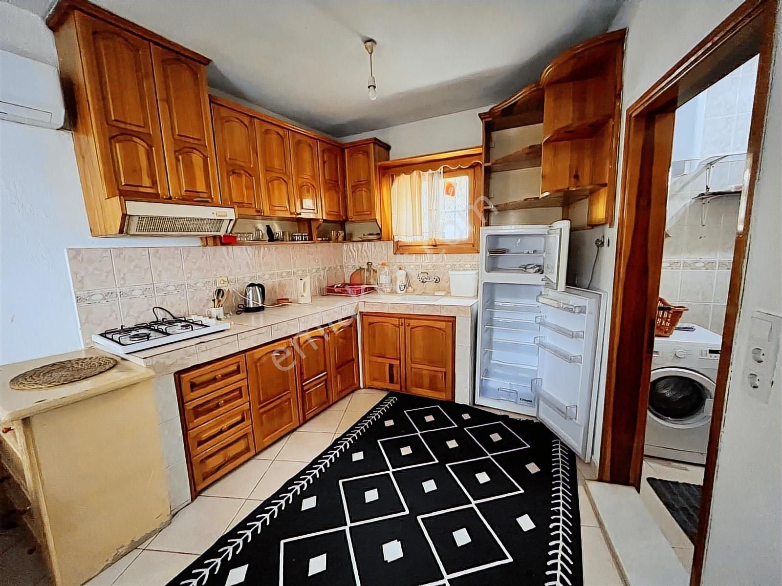 Bodrum Merkez'de Denize 2 Dk, Müstakil, Bahçeli Daire