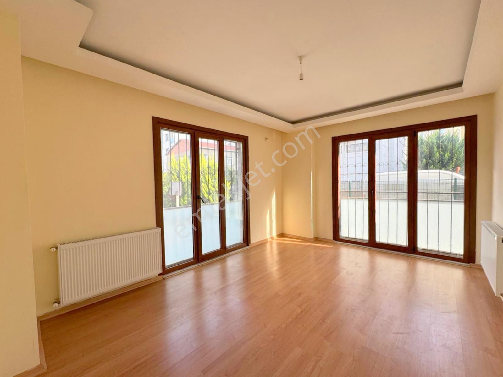 Mertcan'dan Velibaba Mahallesi Caddeye 1dk İskanlı 2+1 Daire