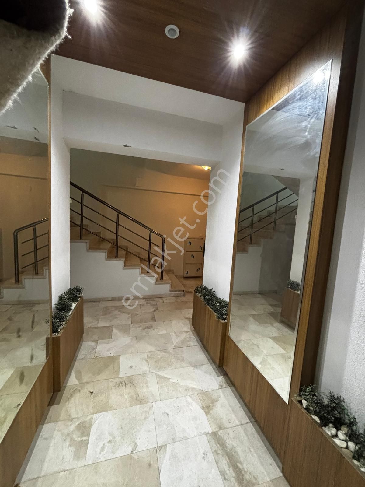 Seyfettin İnce Cad. Eşyalı 1+1 Daire (yatırımlık) - Görsel 17