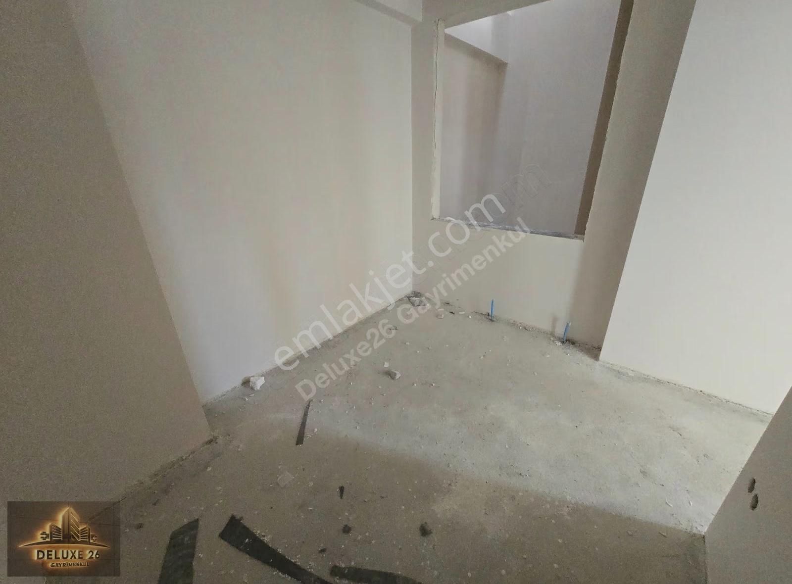 Deluxe 26 ' Dan Nezih Sitede Tapu Masrafsız Otoparklı 3+1 Daire - Görsel 18