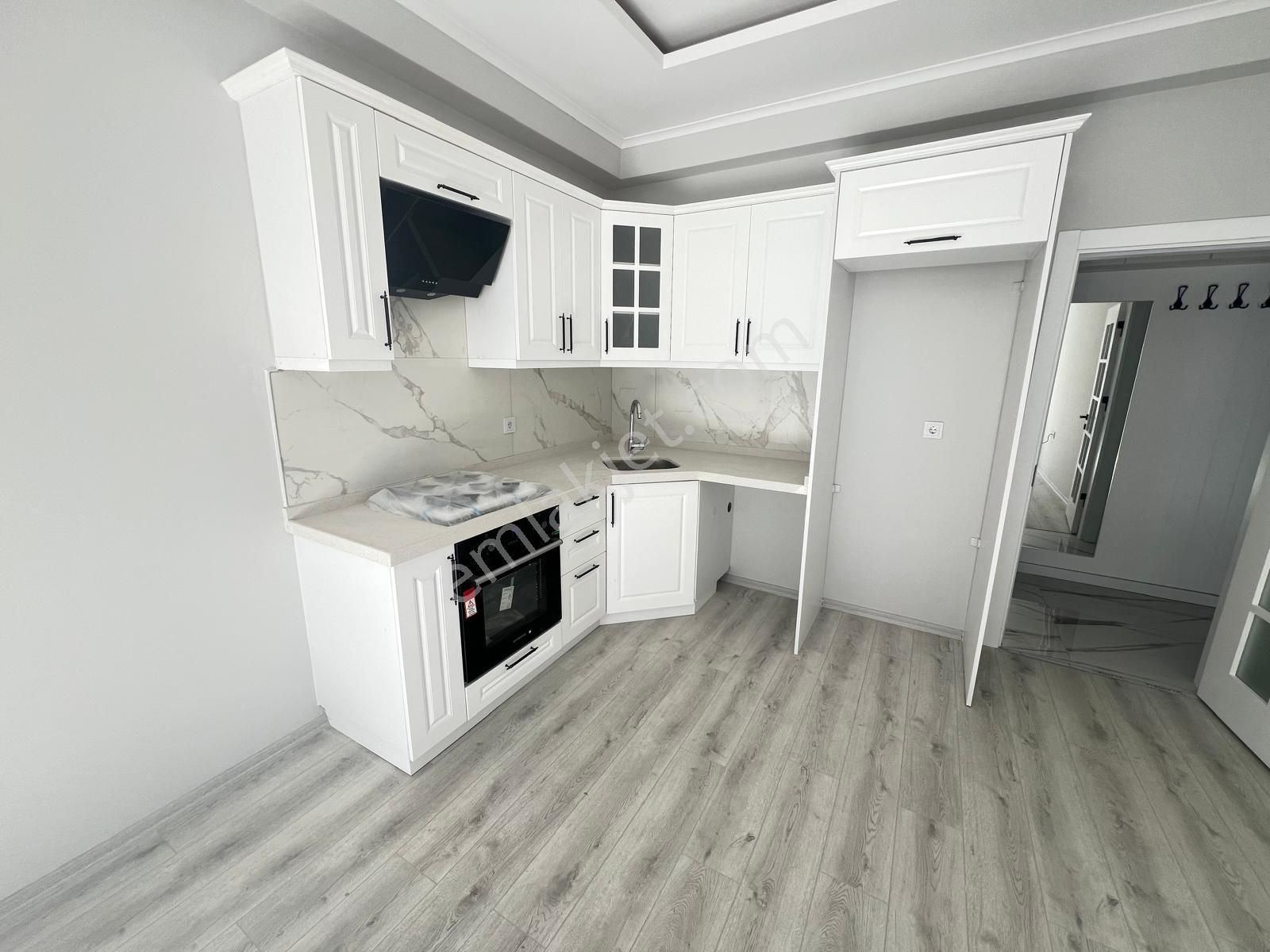 Akçay Aras Emlaktan Altınkumda 2+1 Ara Kat Sıfır Daire - Görsel 19