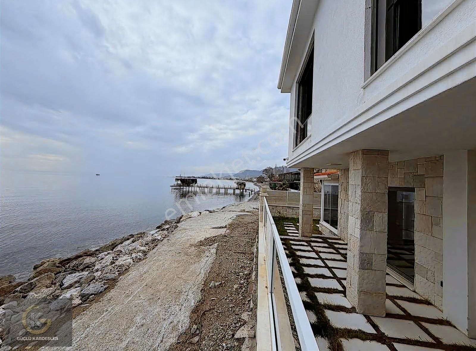 Balıkesir Edremit Narlı Sahil Denize Sıfır Tam Müstakil - Görsel 12