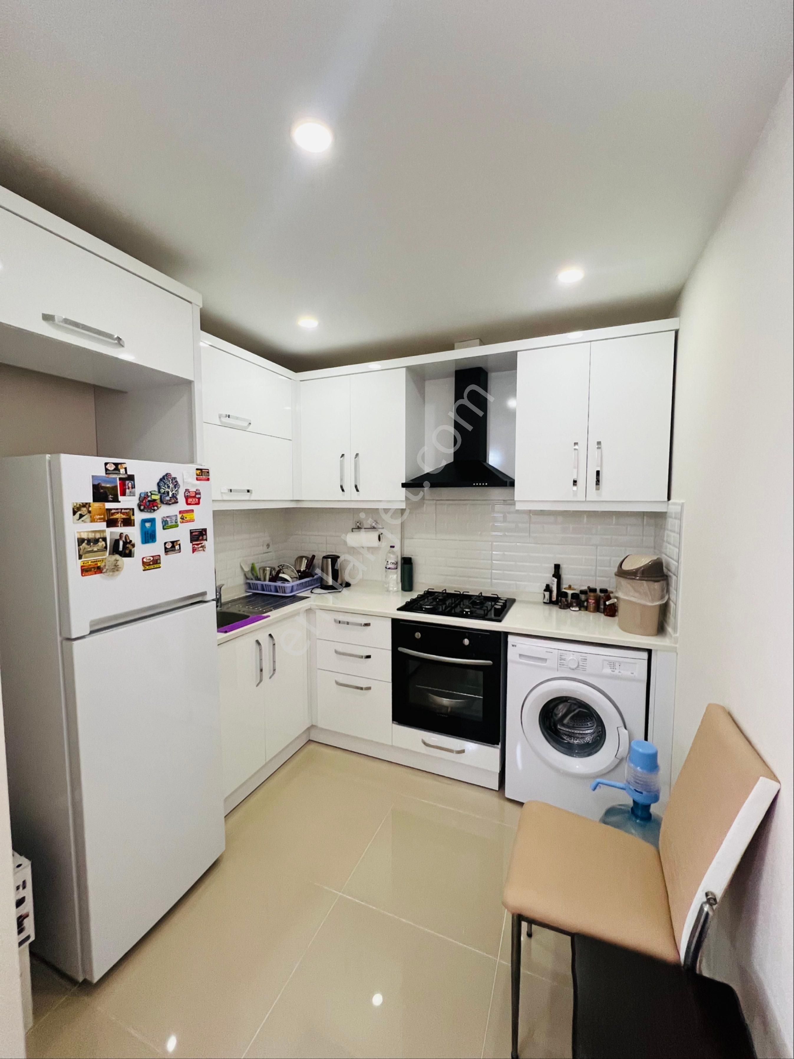 Antalya Konyaaltı Hurma Merkezi Konumda Geniş 1+1 Full Eşyalı Kiralık Daire - Görsel 2
