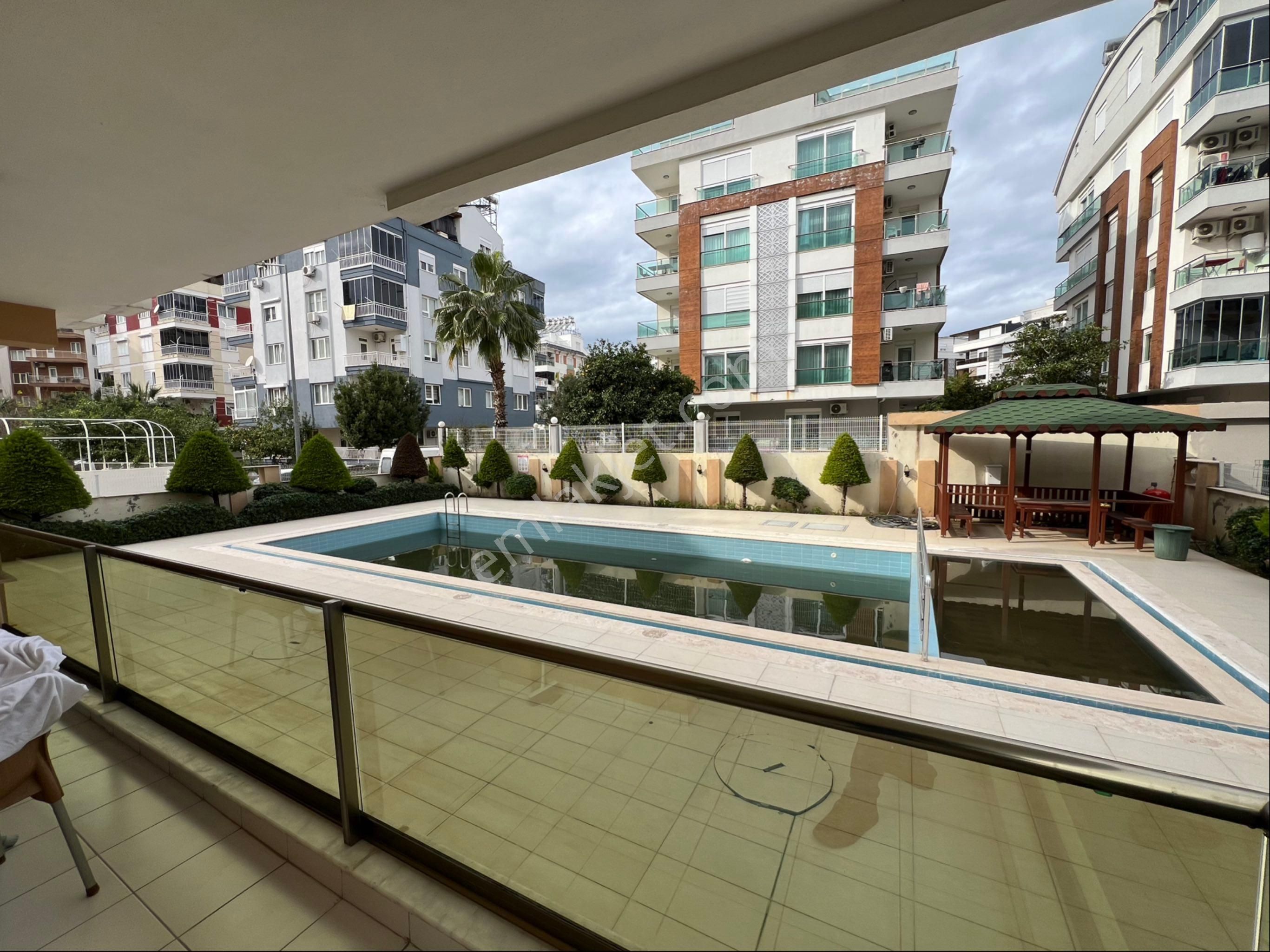 Antalya Konyaaltı Hurma Merkezi Konumda Geniş 1+1 Full Eşyalı Kiralık Daire - Görsel 9