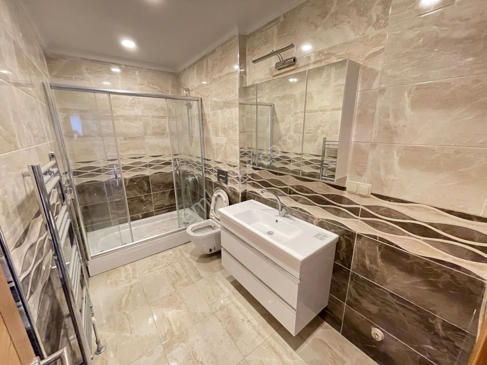 Ataşehir İnönü Mah.de, İskanlı Ve Kapalı Otoparklı Binada, 3+1 Satılık Daire - Görsel 16